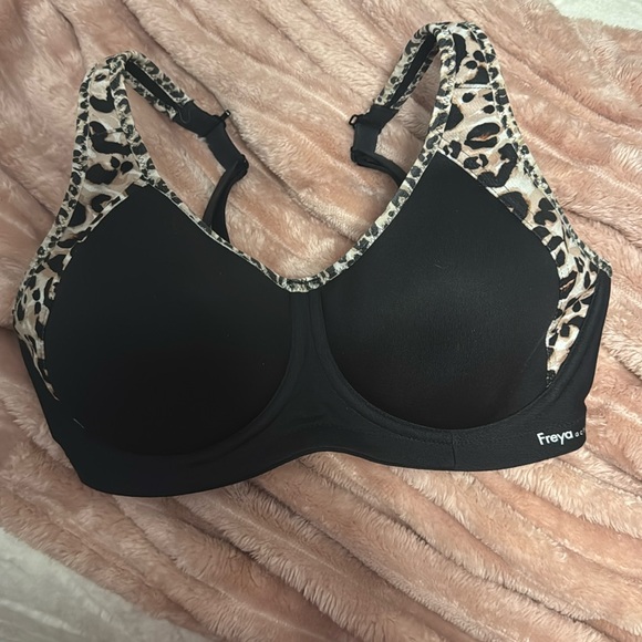 Freya 30dd bra like new with out tags - Picture 1 of 3